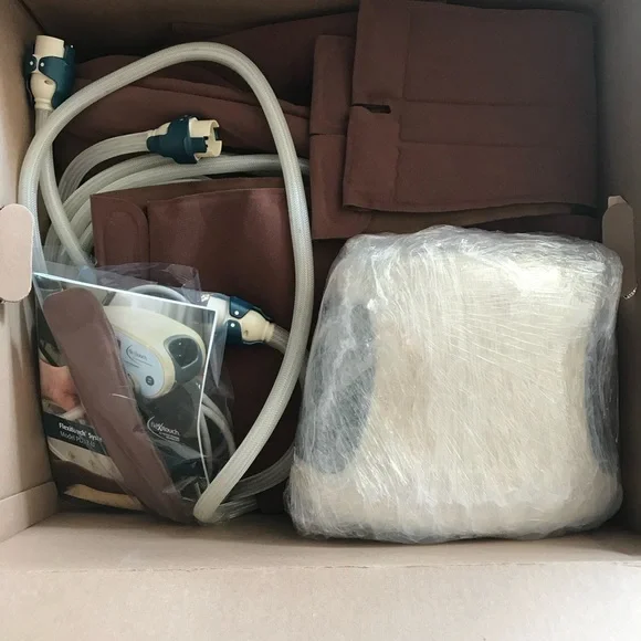 Flexitouch Compression Therapy Device Model PD32-U - Picture 3 of 9